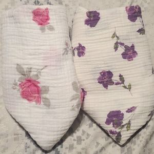 White Flowered Muslin Swaddles